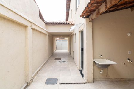 Casa de condomínio para alugar com 75m², 2 quartos e 2 vagas Casa de condomínio para alugar com 75m², 2 quartos e 2 vagasÁrea de Serviço