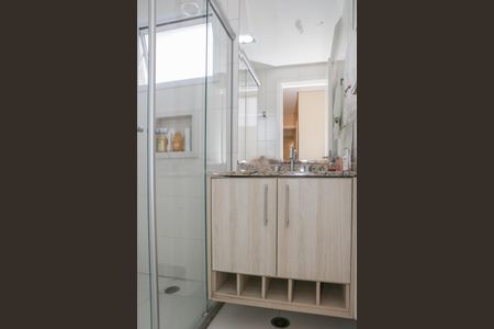 Apartamento para alugar com 117m², 3 quartos e 2 vagas Apartamento para alugar com 117m², 3 quartos e 2 vagasBanheiro da Suíte 1