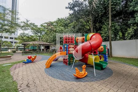 Apartamento para alugar com 117m², 3 quartos e 2 vagas Apartamento para alugar com 117m², 3 quartos e 2 vagasÁrea comum - Playground