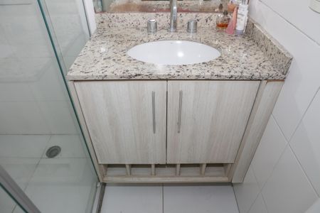 Apartamento para alugar com 117m², 3 quartos e 2 vagas Apartamento para alugar com 117m², 3 quartos e 2 vagasBanheiro da Suíte 1