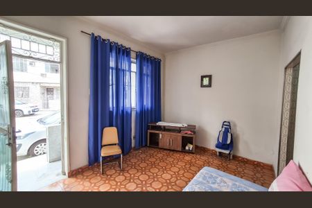 Sala de casa para alugar com 2 quartos, 60m² em Bonsucesso, Rio de Janeiro