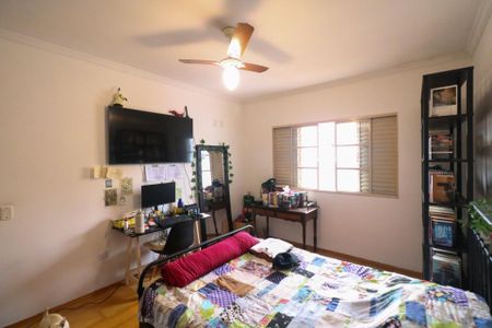 Casa à venda com 325m², 5 quartos e 2 vagasQuarto 3