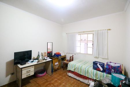 Casa à venda com 325m², 5 quartos e 2 vagasQuarto 1