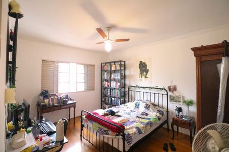 Casa à venda com 325m², 5 quartos e 2 vagasQuarto 3