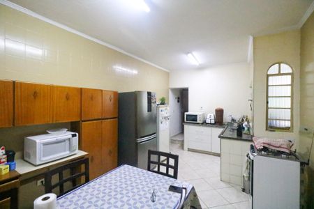 Casa à venda com 325m², 5 quartos e 2 vagasCozinha