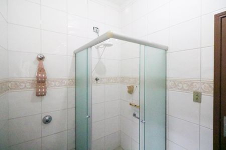 Casa à venda com 325m², 5 quartos e 2 vagasBanheiro Social 2