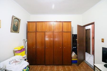 Casa à venda com 325m², 5 quartos e 2 vagasQuarto 1