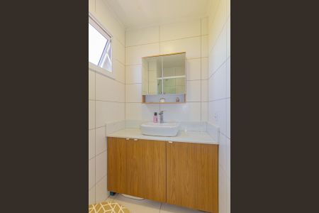 Apartamento à venda com 54m², 2 quartos e 1 vagaBanheiro Social