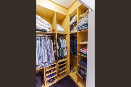 Apartamento à venda com 155m², 4 quartos e 3 vagasCloset da Suíte