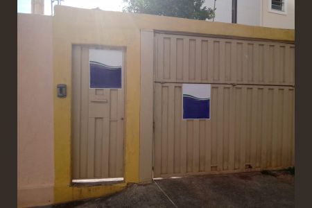 Casa à venda com 150m², 3 quartos e 3 vagasFachada