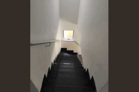 Escada de casa à venda com 3 quartos, 150m² em Nova Vista, Belo Horizonte