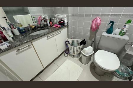 Apartamento para alugar com 70m², 2 quartos e 1 vagaBanheiro quarto 2