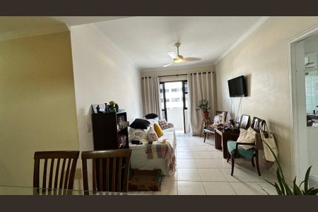 Sala de apartamento para alugar com 2 quartos, 70m² em Barra da Tijuca, Rio de Janeiro