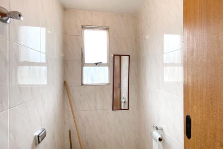 Apartamento para alugar com 156m², 4 quartos e 2 vagas Apartamento para alugar com 156m², 4 quartos e 2 vagasBanheiro 2