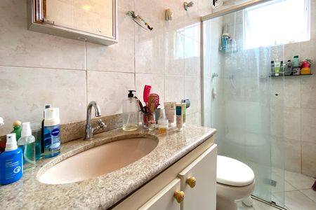 Apartamento para alugar com 156m², 4 quartos e 2 vagas Apartamento para alugar com 156m², 4 quartos e 2 vagasBanheiro da Suíte 1