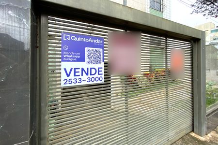 Apartamento para alugar com 156m², 4 quartos e 2 vagas Apartamento para alugar com 156m², 4 quartos e 2 vagasPlaca