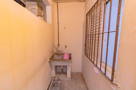 Casa à venda com 140m², 2 quartos e 2 vagas