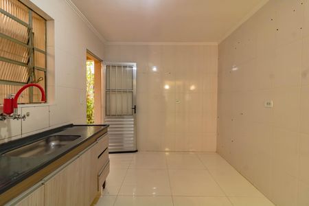 Casa à venda com 140m², 2 quartos e 2 vagas