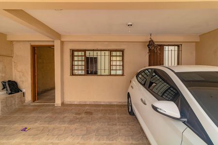 Casa à venda com 140m², 2 quartos e 2 vagas