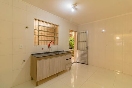 Casa à venda com 140m², 2 quartos e 2 vagas