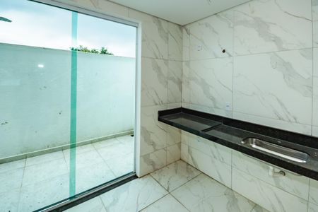 Casa à venda com 3 quartos, 100m² em Copacabana, Belo Horizonte