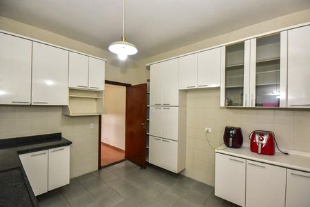 Casa para alugar com 3 quartos, 125m² em Jardim America, Taboão da Serra