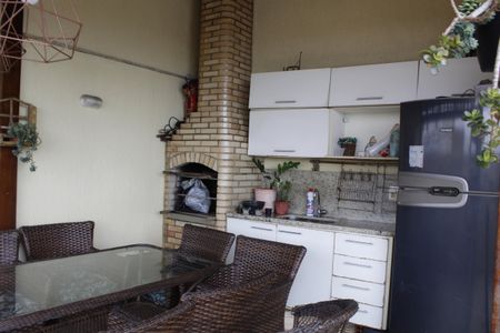 Apartamento à venda com 196m², 3 quartos e 2 vagasChurrasqueira