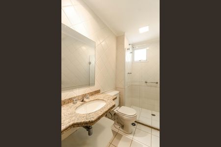 Apartamento para alugar com 116m², 4 quartos e 3 vagasBanheiro Social