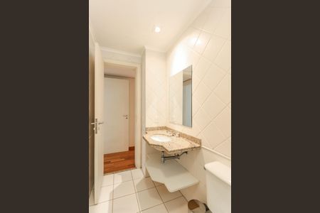 Apartamento para alugar com 116m², 4 quartos e 3 vagasBanheiro Social