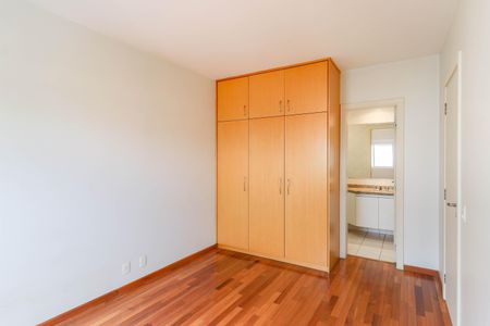 Apartamento para alugar com 116m², 4 quartos e 3 vagasSuíte 1