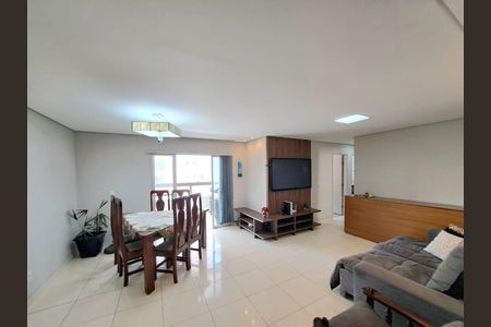 Sala de apartamento para alugar com 3 quartos, 105m² em Buritis, Belo Horizonte