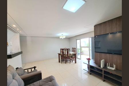 Sala de apartamento para alugar com 3 quartos, 105m² em Buritis, Belo Horizonte