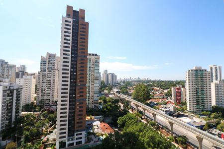 Varanda de kitnet/studio para alugar com 1 quarto, 27m² em Campo Belo, São Paulo