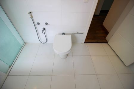 Casa de condomínio para alugar com 300m², 3 quartos e 4 vagas