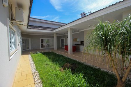Casa de condomínio para alugar com 300m², 3 quartos e 4 vagas