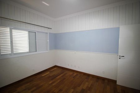 Casa de condomínio para alugar com 300m², 3 quartos e 4 vagas