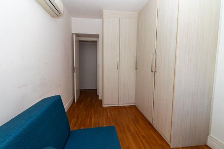 Apartamento à venda com 94m², 2 quartos e 2 vagas Apartamento à venda com 94m², 2 quartos e 2 vagasQuarto
