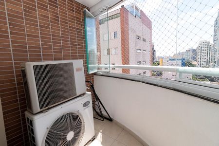 Apartamento à venda com 94m², 2 quartos e 2 vagas Apartamento à venda com 94m², 2 quartos e 2 vagasVaranda da Suíte