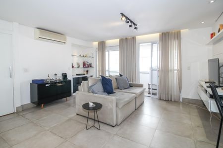 Sala de apartamento à venda com 2 quartos, 94m² em Água Branca, São Paulo