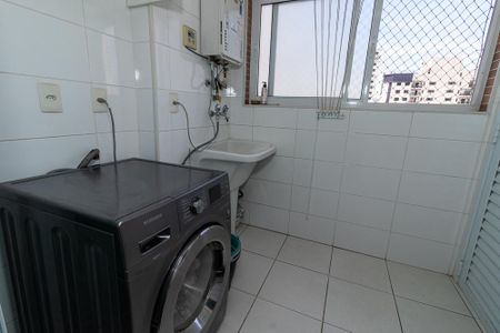 Apartamento à venda com 94m², 2 quartos e 2 vagas Apartamento à venda com 94m², 2 quartos e 2 vagasÁrea de Serviço
