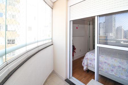 Apartamento à venda com 94m², 2 quartos e 2 vagas Apartamento à venda com 94m², 2 quartos e 2 vagasSuíte
