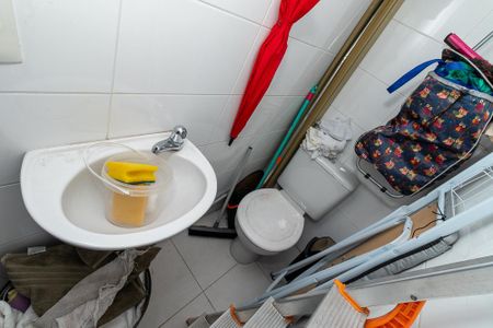 Apartamento à venda com 94m², 2 quartos e 2 vagas Apartamento à venda com 94m², 2 quartos e 2 vagasBanheiro de Serviço