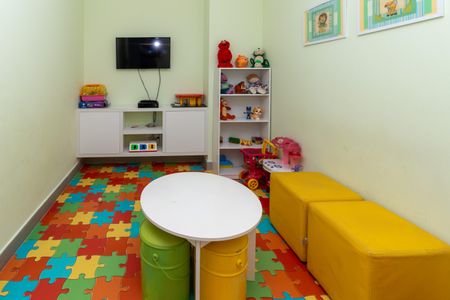 Apartamento à venda com 94m², 2 quartos e 2 vagas Apartamento à venda com 94m², 2 quartos e 2 vagasBrinquedoteca