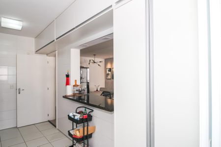 Apartamento à venda com 94m², 2 quartos e 2 vagas Apartamento à venda com 94m², 2 quartos e 2 vagasCozinha