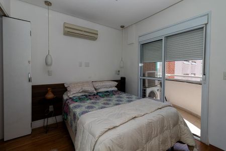 Apartamento à venda com 94m², 2 quartos e 2 vagas Apartamento à venda com 94m², 2 quartos e 2 vagasSuíte