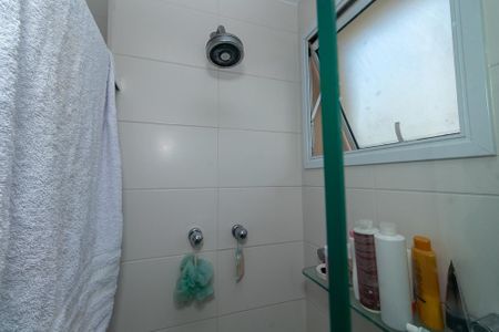 Apartamento à venda com 94m², 2 quartos e 2 vagas Apartamento à venda com 94m², 2 quartos e 2 vagasBanheiro da Suíte