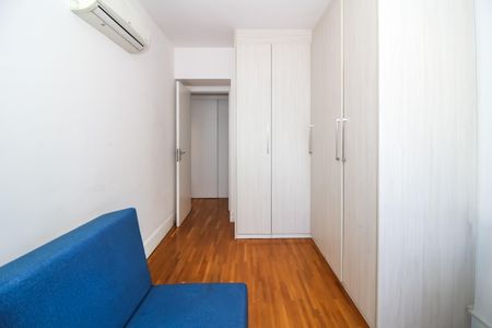 Apartamento à venda com 94m², 2 quartos e 2 vagas Apartamento à venda com 94m², 2 quartos e 2 vagasQuarto