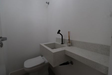 Apartamento para alugar com 170m², 3 quartos e 4 vagasLavabo