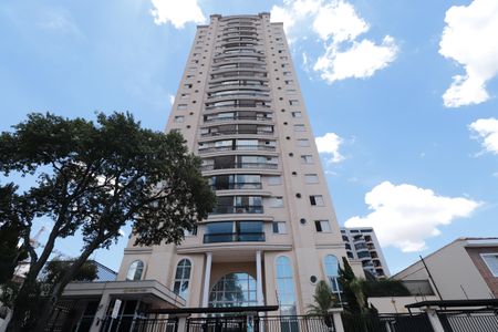 Apartamento para alugar com 170m², 3 quartos e 4 vagas Apartamento para alugar com 170m², 3 quartos e 4 vagasFachada