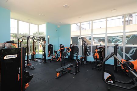 Apartamento para alugar com 170m², 3 quartos e 4 vagas Apartamento para alugar com 170m², 3 quartos e 4 vagasÁrea comum - Academia